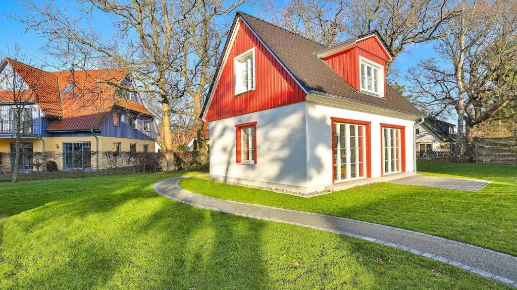 Traumgarten Haus Kleine Auszeit Prerow Exterior foto